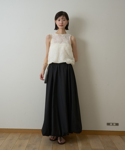 EMMA ROUGE VIF(エマルージュヴィフ)の「【一部店舗限定】フラワーフェザーアメスリブラウス(シャツ/ブラウス・レディース・ブラック/ブラウン/アイボリー・フリー)」の20枚目の写真