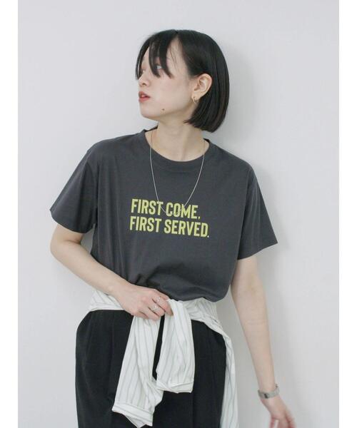Samansa Mos2 blue（サマンサモスモスブルー）の「プリントTシャツ（Tシャツ/カットソー・レディース・チャコールグレー/サックスブルー/オフホワイト/シルバーグレー/ラベンダー・F）」の2枚目の写真