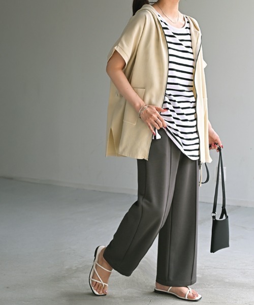 HUG.U（ハグユー）の「楽してキレイ。 ポンチスラックス（スラックス・レディース・ライトベージュ/ブラック/ダークグレー/オレンジ/イエロー/グリーン/ブルー・L(レギュラー丈)/M(レギュラー丈)/L(トール丈)/M(トール丈)）」の19枚目の写真