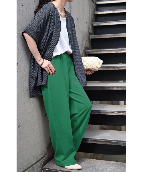 HUG.U（ハグユー）の「楽してキレイ。 ポンチスラックス（スラックス・レディース・ライトベージュ/ブラック/ダークグレー/オレンジ/イエロー/グリーン/ブルー・L(レギュラー丈)/M(レギュラー丈)/L(トール丈)/M(トール丈)）」の22枚目の写真