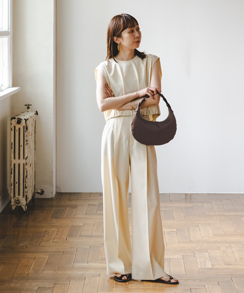 LE VERNIS（ル・ベルニ）の「LE VERNIS/ルベルニ Cord moon bag S（ショルダーバッグ・レディース・ブラック/ベージュ/ブラウン・FREE）」の8枚目の写真