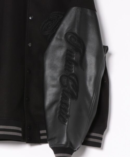 FUBU( フブ)の「【FUBU】 Varsity Jacket/フブ/バーシティジャケット/スタジアムジャンパー(ブルゾン・メンズ・ブルー/レッド/ブラック・3L/XL/L/M)」の6枚目の写真