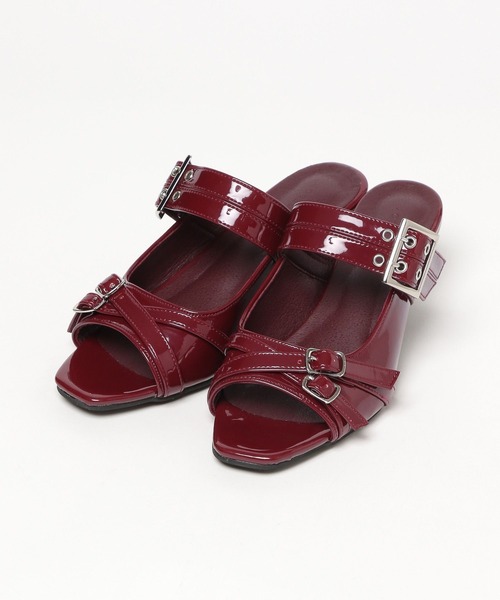 PAGEBOY（ページボーイ）の「クロスバックルミュール（サンダル・レディース・ブラック/レッド・MEDIUM/LARGE）」の5枚目の写真
