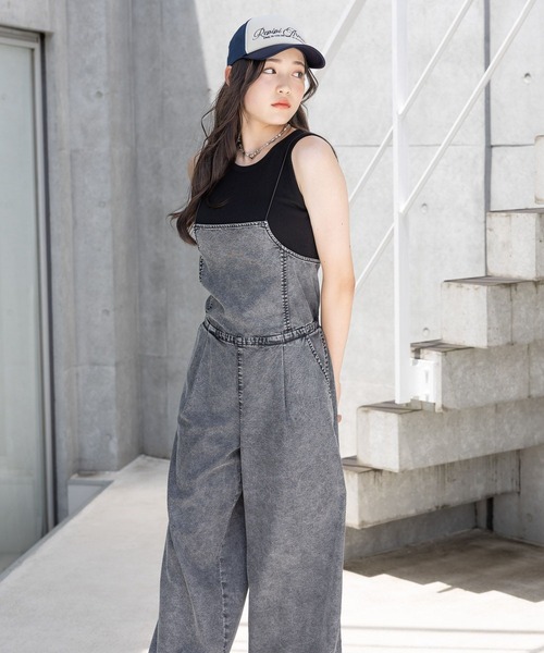 repipi armario(レピピ アルマリオ)の「【接触冷感】COOLデニムサロペット(サロペット/オーバーオール・キッズ・ブラック/ブルー・MEDIUM/SMALL/LARGE)」の9枚目の写真