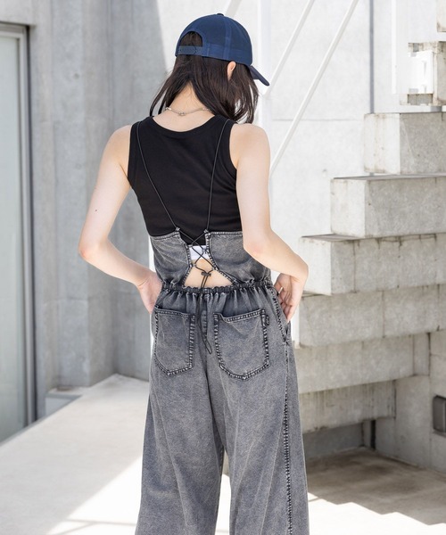 repipi armario(レピピ アルマリオ)の「【接触冷感】COOLデニムサロペット(サロペット/オーバーオール・キッズ・ブラック/ブルー・MEDIUM/SMALL/LARGE)」の12枚目の写真
