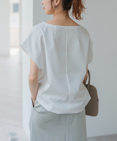 Spick & Span(スピックアンドスパン)の「《WEB限定 / 追加》ポンチフレンチスリーブプルオーバー(Tシャツ/カットソー・レディース・ホワイト/ブラック/ベージュ・FREE)」の16枚目の写真