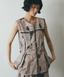 【新品未使用タグ付き】Chesty フラワー　ベスト 花柄 刺繍　ペプラム 新品未使用タグ付き】Chesty フラワー ベスト 花柄 刺繍 ペプラム 新品