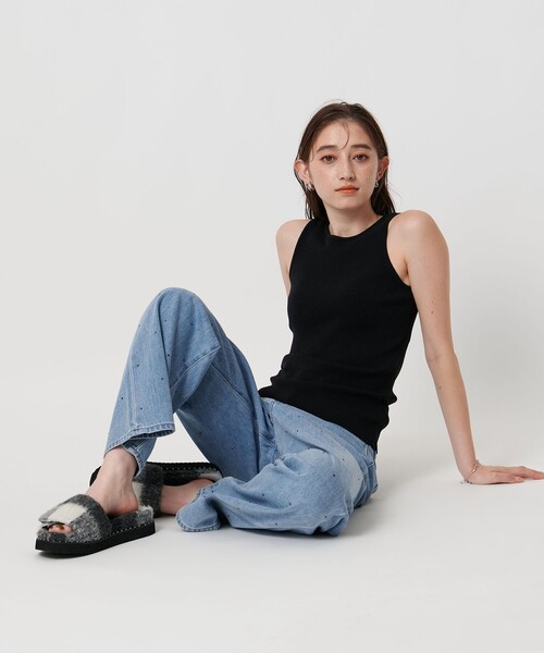 UNITED ARROWS（ユナイテッドアローズ）の「カップ付き ニットアメリカンスリーブタンクトップ（タンクトップ・レディース・ブラック/ダークブラウン/ホワイト・FREE）」の9枚目の写真