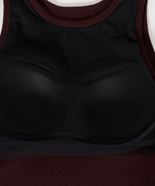 UNITED ARROWS（ユナイテッドアローズ）の「カップ付き ニットアメリカンスリーブタンクトップ（タンクトップ・レディース・ブラック/ダークブラウン/ホワイト・FREE）」の17枚目の写真