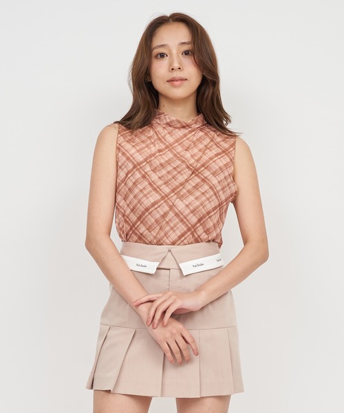 ROYAL PARTY（ロイヤルパーティー）の「チェックチュールノースリ-ブトップス（Tシャツ/カットソー・レディース・キャメル/オフホワイト/グレー・FREE）」の3枚目の写真