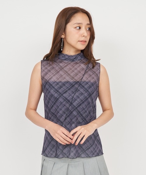 ROYAL PARTY（ロイヤルパーティー）の「チェックチュールノースリ-ブトップス（Tシャツ/カットソー・レディース・キャメル/オフホワイト/グレー・FREE）」の14枚目の写真