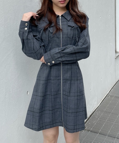 one way(ワンウェイ)の「長袖フロントジップワンピース(ワンピース・レディース・ブラック系その他/ブラック/ブラウン系その他/ネイビー/グレー系その他/ブラウン系その他2/グレー系その他2/レッド系その他/ブラック系その他2/ブルー系その他/ホワイト系その他/ブラウン系その他3・FREE)」の6枚目の写真