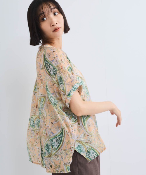 VICKY（ビッキー）の「ペイズリーガラハンドスモックブラウス≪手洗い可能≫（シャツ/ブラウス・レディース・ベージュ系その他/ブラック系その他・M）」の7枚目の写真