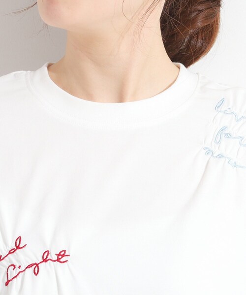 Cutie Blonde(キューティーブロンド)の「【ひんやり】大人のカジュアルスタイルに レタリング刺繍Tシャツ(Tシャツ/カットソー・レディース・ホワイト/ブラック・00)」の14枚目の写真