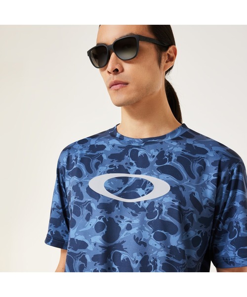 OAKLEY(オークリー)の「オークリー ENHANCE QDEVO SS TEE GRAPHIC 4.0/Tシャツ/吸汗速乾/スポーツ・トレーニング/ OAKLEY(Tシャツ/カットソー・メンズ・ブルー系その他/ホワイト系/グリーン系その他/ブラック系・XL/L/M/S)」の4枚目の写真