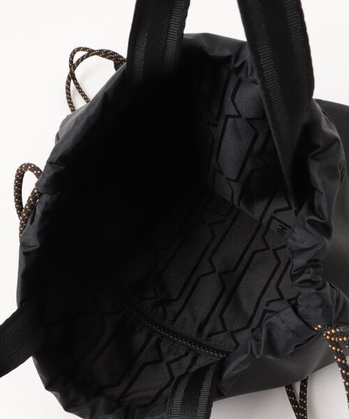 HUNTER(ハンター)の「トラベル ドローストリング バックパック トート(バックパック/リュック・レディース・パープル/ブラック・ONE)」の12枚目の写真