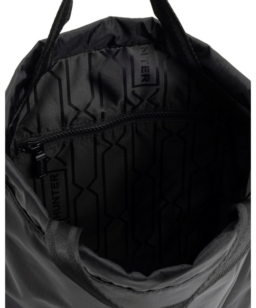 HUNTER(ハンター)の「トラベル ドローストリング バックパック トート(バックパック/リュック・レディース・パープル/ブラック・ONE)」の5枚目の写真
