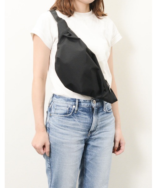 master-piece(マスターピース)の「master-piece / neutral Designed By Little $uzie スリングバッグ / No.02732(ボディバッグ/ウエストポーチ・メンズ・ブラック/ベージュ・FREE)」の8枚目の写真