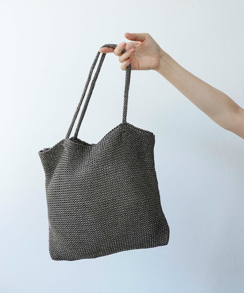 Cepica（セピカ）の「ラメ糸編みトート（トートバッグ・レディース・チャコールグレー/シルバー・FREE）」の10枚目の写真