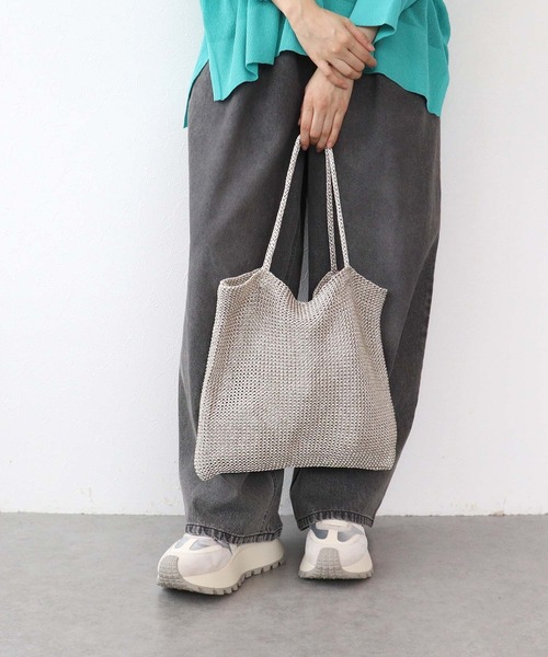 Cepica（セピカ）の「ラメ糸編みトート（トートバッグ・レディース・チャコールグレー/シルバー・FREE）」の13枚目の写真