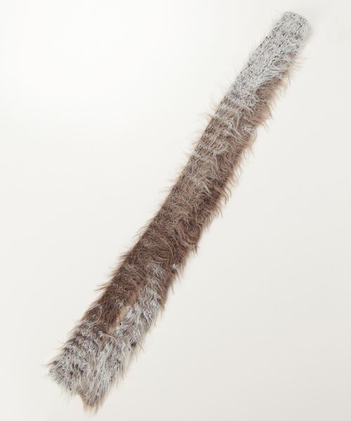 Per sist ence（パーシエンス）の「ニュアンスファースリムマフラー（マフラー・レディース・グレー/ピンク・ONE SIZE）」の2枚目の写真