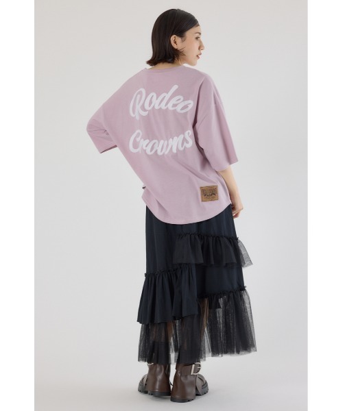 RODEO CROWNS WIDE BOWL(ロデオクラウンズワイドボウル)の「カラーステッチVネック5分袖Tシャツ(Tシャツ/カットソー・レディース・オフホワイト/ダークグリーン/ブラック/スモークピンク・FREE)」の10枚目の写真