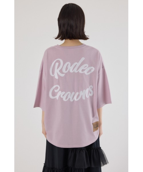 RODEO CROWNS WIDE BOWL(ロデオクラウンズワイドボウル)の「カラーステッチVネック5分袖Tシャツ(Tシャツ/カットソー・レディース・オフホワイト/ダークグリーン/ブラック/スモークピンク・FREE)」の13枚目の写真
