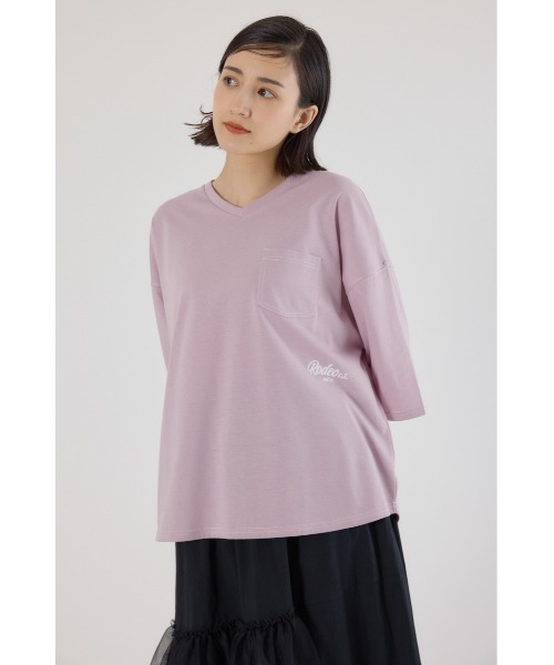 RODEO CROWNS WIDE BOWL(ロデオクラウンズワイドボウル)の「カラーステッチVネック5分袖Tシャツ(Tシャツ/カットソー・レディース・オフホワイト/ダークグリーン/ブラック/スモークピンク・FREE)」の6枚目の写真
