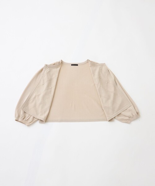 TO BE CHIC(トゥー ビー シック)の「ダイヤビジューボレロ(カーディガン/ボレロ・レディース・ベージュ/ホワイト/ブラック・M)」の13枚目の写真