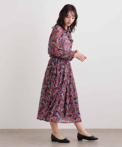 LAURA ASHLEY(ローラアシュレイ)の「【洗える/同柄アイテムあり】ケラウェイ柄 ドビーブラウス(シャツ/ブラウス・レディース・レッド系1/ネイビー系7・40/38)」の5枚目の写真