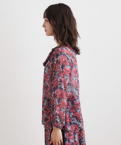 LAURA ASHLEY(ローラアシュレイ)の「【洗える/同柄アイテムあり】ケラウェイ柄 ドビーブラウス(シャツ/ブラウス・レディース・レッド系1/ネイビー系7・40/38)」の12枚目の写真