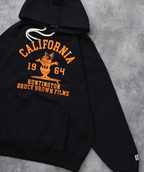 The Endless Summer（エンドレスサマー）の「TES HUNTINGTON COLLEGE SWEAT PARKA / スウェットパーカー（パーカー・メンズ・チャコール/ベージュ/ネイビー/ブラック/グレー・SMALL/MEDIUM/LARGE/X-LARGE）」の2枚目の写真