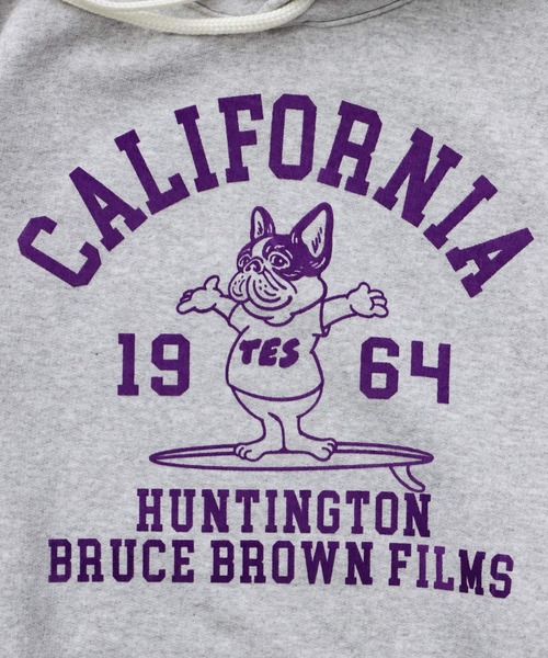 The Endless Summer（エンドレスサマー）の「TES HUNTINGTON COLLEGE SWEAT PARKA / スウェットパーカー（パーカー・メンズ・チャコール/ベージュ/ネイビー/ブラック/グレー・SMALL/MEDIUM/LARGE/X-LARGE）」の14枚目の写真