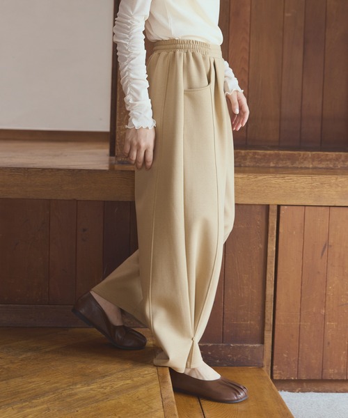 OLUN（オルン）の「Loose wide punch pants/ルーズワイドポンチパンツ（スラックス・レディース・ベージュ/グレー/アイボリー・MEDIUM/SMALL）」の6枚目の写真