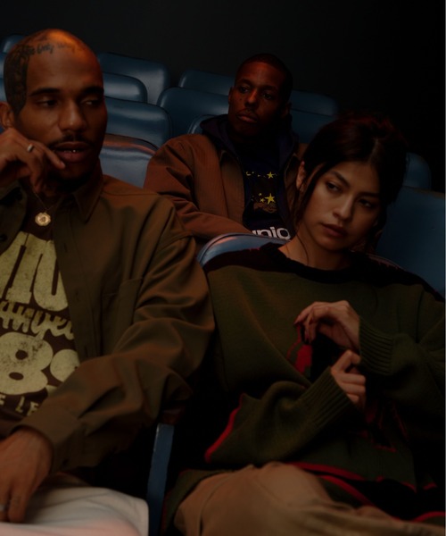 UNION（UNION TOKYO）（ユニオン）の「UNION TOKYO  PETTY SWEATER ユニオントーキョー（ニット/セーター・メンズ・オリーブ/ブラック・L/XL/S/M）」の6枚目の写真