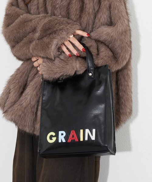 GRAIN(グレイン)の「【GRAIN/グレイン】ワッペンロゴフェイクレザートートバッグ(トートバッグ・レディース・ブラック・FREE)」の3枚目の写真