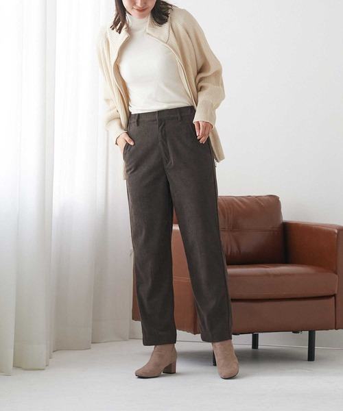 Tuche（トゥシェ）の「Tuche/トゥシェ　ストレートパンツ　細畝コーデュロイ（その他パンツ・レディース・ダークブラウン/ブラック/アイボリー・MEDIUM/LARGE/X-LARGE）」の9枚目の写真