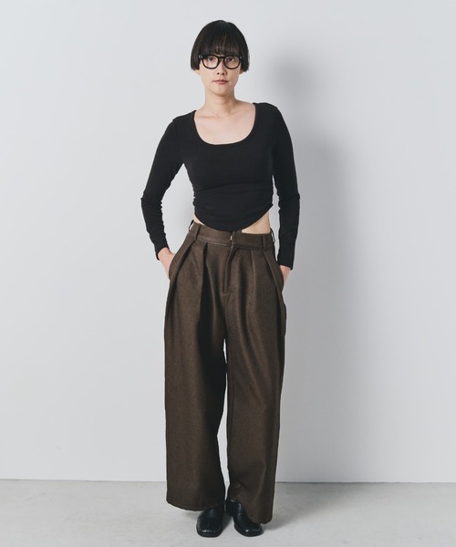 bita.（ビタ）の「スクエアネックサイドギャザーカップ付きロンT（Tシャツ/カットソー・レディース・ブルー/ブラウン/ホワイト/ブラック・FREE）」の10枚目の写真