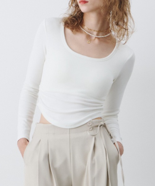 bita.（ビタ）の「スクエアネックサイドギャザーカップ付きロンT（Tシャツ/カットソー・レディース・ブルー/ブラウン/ホワイト/ブラック・FREE）」の15枚目の写真