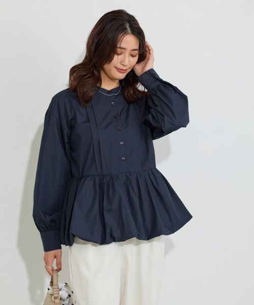 Pierrot（ピエロ）の「バンドカラーバルーンペプラムブラウス（シャツ/ブラウス・レディース・ネイビー/オフホワイト・L/M）」の6枚目の写真