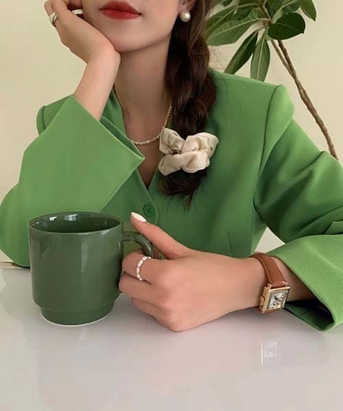 FREE STYLISTS(フリー スタイリスト)の「YUGA_YGMC V-neck cropped jacket(ノーカラージャケット・レディース・グリーン/ベビーピンク/オフホワイト・FREE)」の8枚目の写真