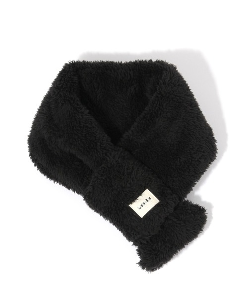 LAKOLE（ラコレ）の「【らこれキッズ】ボアマフラー / 588196（マフラー・キッズ・ブラック/ラベンダー/アイボリー・FREE）」の5枚目の写真