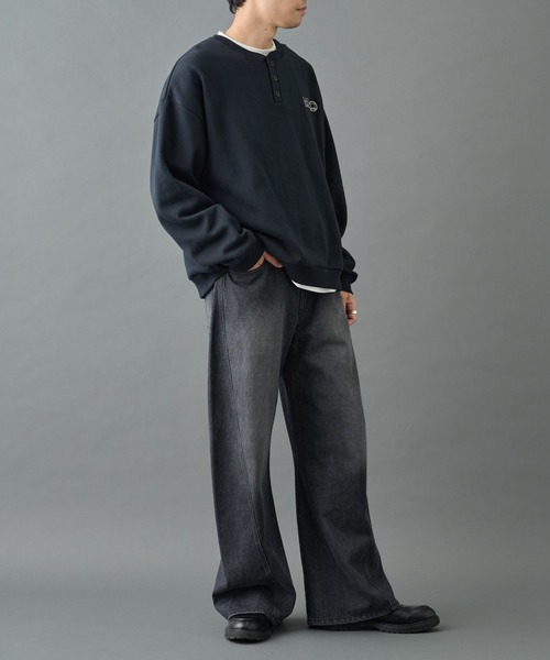 COLONY 2139（コロニートゥーワンスリーナイン）の「刺繍ヘンリーネックスウェット（スウェット・メンズ・グレー/ブラック/ネイビー・MEDIUM/LARGE）」の19枚目の写真