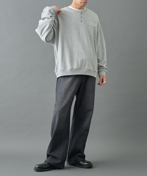 COLONY 2139（コロニートゥーワンスリーナイン）の「刺繍ヘンリーネックスウェット（スウェット・メンズ・グレー/ブラック/ネイビー・MEDIUM/LARGE）」の20枚目の写真