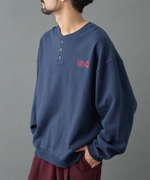 COLONY 2139（コロニートゥーワンスリーナイン）の「刺繍ヘンリーネックスウェット（スウェット・メンズ・グレー/ブラック/ネイビー・MEDIUM/LARGE）」の13枚目の写真