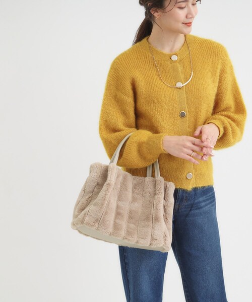 SHOO・LA・RUE（シューラルー）の「【高レビュー/2WAY】きれい見えで上品な ストライプファートートバッグ（トートバッグ・レディース・ライトグレー/ベージュ/ブラック/ブラウン系/チャコールグレー/アイボリー・00）」の6枚目の写真