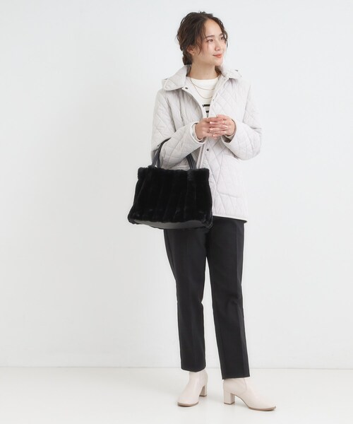 SHOO・LA・RUE(シューラルー)の「【高レビュー/2WAY】きれい見えで上品な ストライプファートートバッグ(トートバッグ・レディース・ライトグレー/ベージュ/ブラック/ブラウン系/チャコールグレー/アイボリー・00)」の16枚目の写真