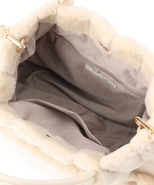 SHOO・LA・RUE（シューラルー）の「【高レビュー/2WAY】きれい見えで上品な ストライプファートートバッグ（トートバッグ・レディース・ライトグレー/ベージュ/ブラック/ブラウン系/チャコールグレー/アイボリー・00）」の15枚目の写真