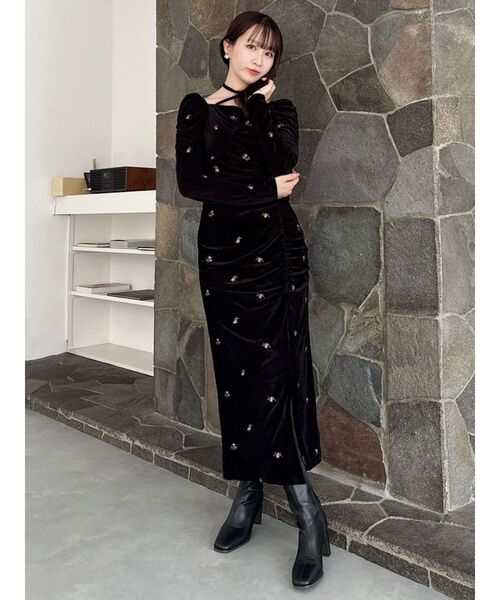 dazzlin（ダズリン）の「フラワーシシュウベロアスカート（スカート・レディース・ベージュ/ブラック・SMALL/MEDIUM）」の18枚目の写真