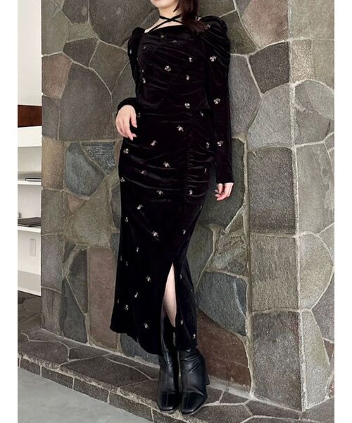 dazzlin（ダズリン）の「フラワーシシュウベロアスカート（スカート・レディース・ベージュ/ブラック・SMALL/MEDIUM）」の19枚目の写真